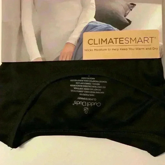 Cuddl Duds Woman’s Climatesmart Warm Layers Crew Neck Large Black NWT - Picture 3 of 4